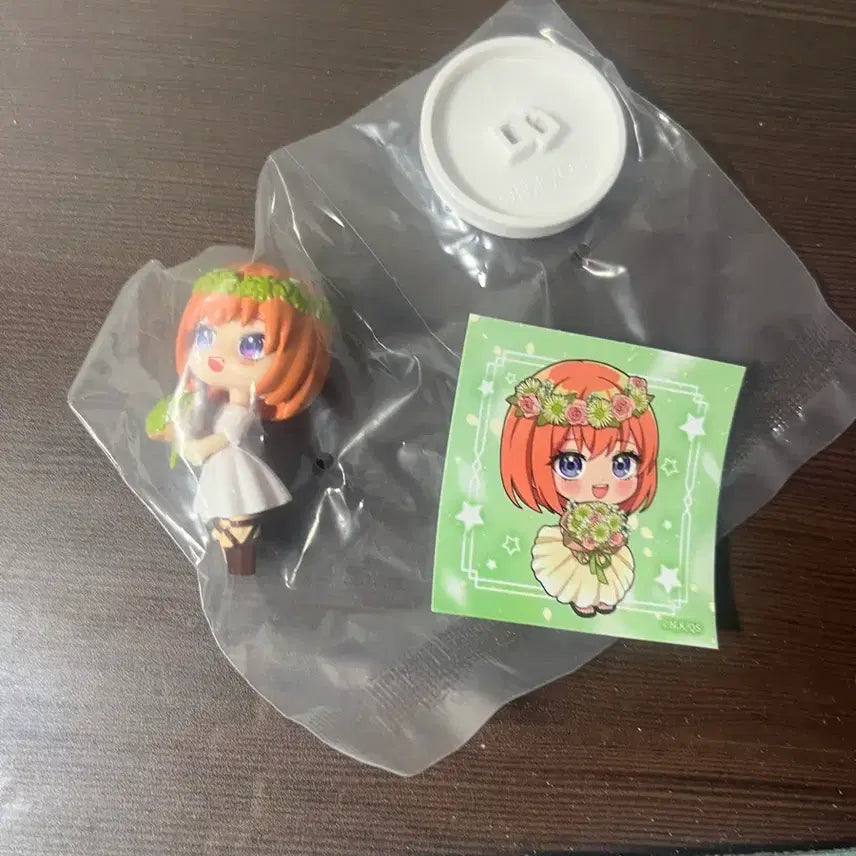 [BUNJANG] The Quintessential Quintuplets Nakano Itsuki Baiwugu Figure (Sealed) / 미개봉) 5등분의 신부 이츠키 백무구 + 서비스 요츠바