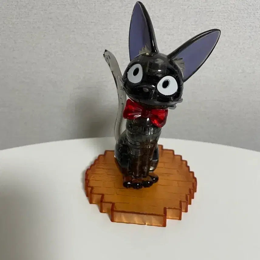 [BUNJANG] Ghibli Certified Jiji Crystal Figure (Assembled) / 지브리정품) 지지 크리스탈 피규어(완성품)