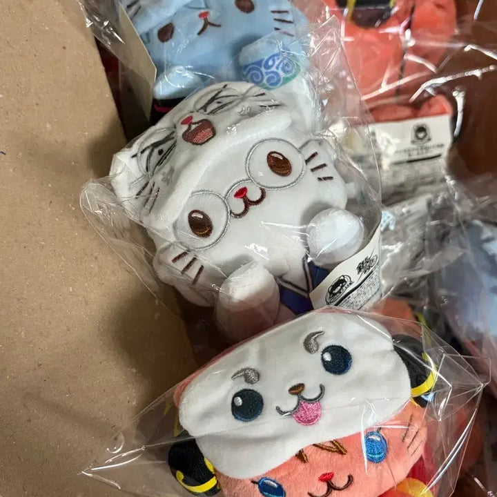 [BUNJANG] Gintama Yorozuya Nesoberi Nekonui Gintoki, Kagura, Shinpachi Set / 은혼 해결사 네소베리 네코누이 긴토키 카구라 신파치