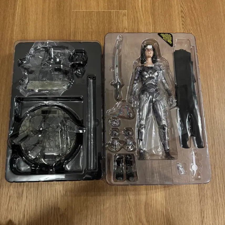 [BUNJANG] Hot Toys Alita: Battle Angel Figure (Unsealed) / (개봉/약하자) 핫토이 알리타 배틀엔젤 피규어