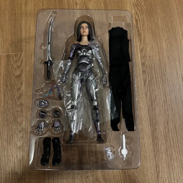 [BUNJANG] Hot Toys Alita: Battle Angel Figure (Unsealed) / (개봉/약하자) 핫토이 알리타 배틀엔젤 피규어