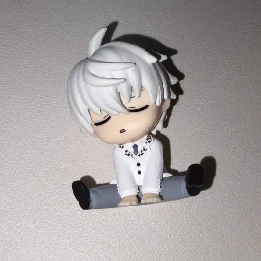 [BUNJANG] Blue Lock Nagi Seishiro Shoulder Hug Figure / 블루록 나기 세이시로 어깨쿵 갸챠 피규어