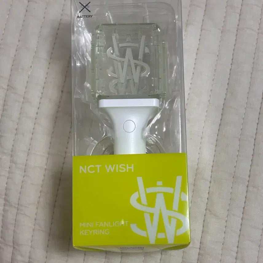 [BUNJANG] NCT WISH Lightstick Keychain Unsealed / 엔시티위시 응원봉 키링 양도합니다