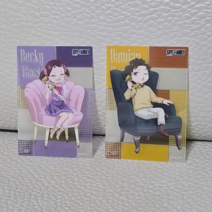 [BUNJANG] Spy x Family Lloyd, Yor, Becky, Damian Clear Card Bundle Set / 단순 개봉) 스파이 패밀리 로이드,요르,베키,다미안 클리어 카드 4장 일괄