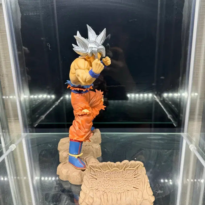 [BUNJANG] Dragon Ball Dokkan Battle 6th Anniversary Son Goku &amp; Trunks Figure Set / 드래곤볼 돗칸배틀6주년 손오공 트랭크스