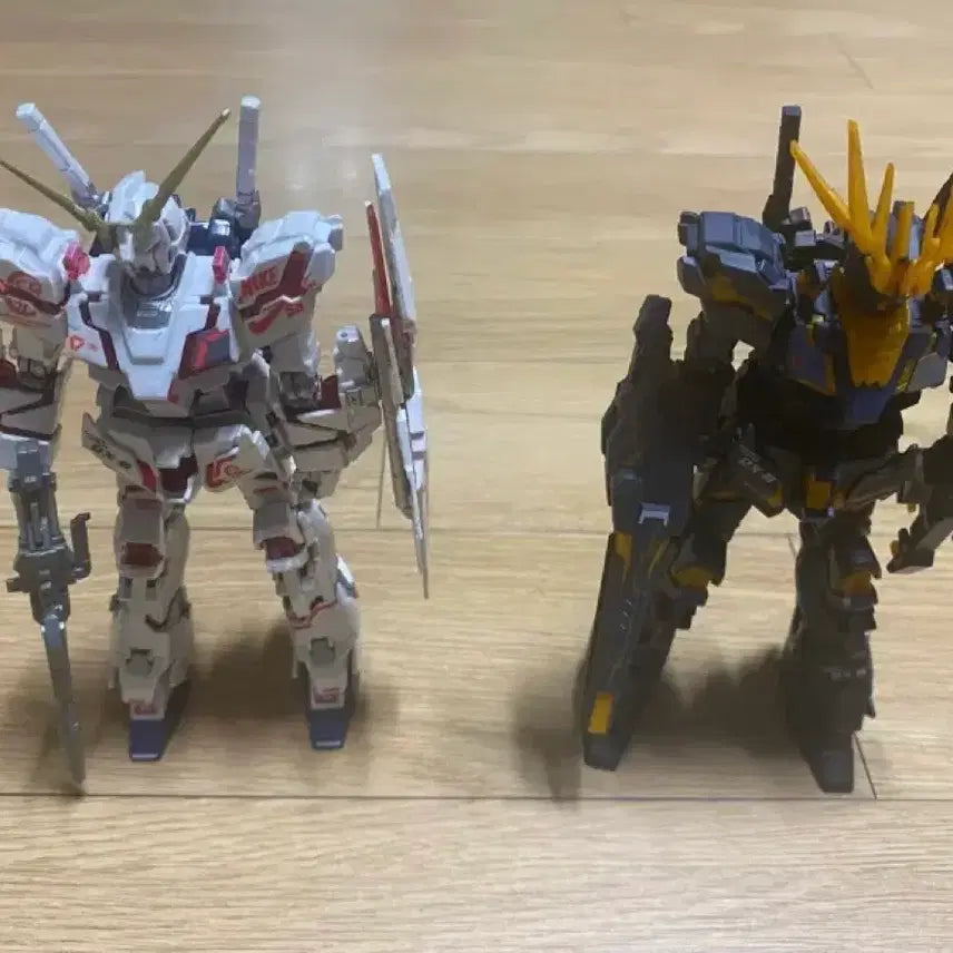 [BUNJANG] Bandai x Nike SB HG Unicorn Gundam Decal - Gloss/Matte Finish (2 Types) / 반다이 X 나이키 콜라보 SB HG 유니콘 건담 데칼 유광/무광 마감 2종[반다이 정품]