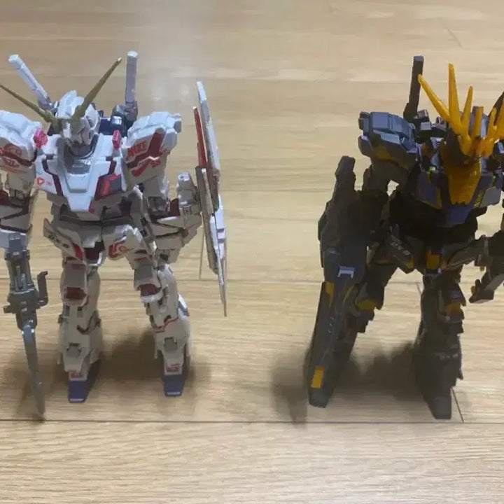 [BUNJANG] Bandai x Nike SB HG Unicorn Gundam Decal - Gloss/Matte Finish (2 Types) / 반다이 X 나이키 콜라보 SB HG 유니콘 건담 데칼 유광/무광 마감 2종[반다이 정품]