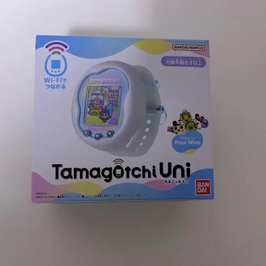 [BUNJANG] Bandai Tamagotchi Uni Prism White + Case (Opened) / 반다이 다마고치 유니 프리즘 화이트+ 케이스 개봉