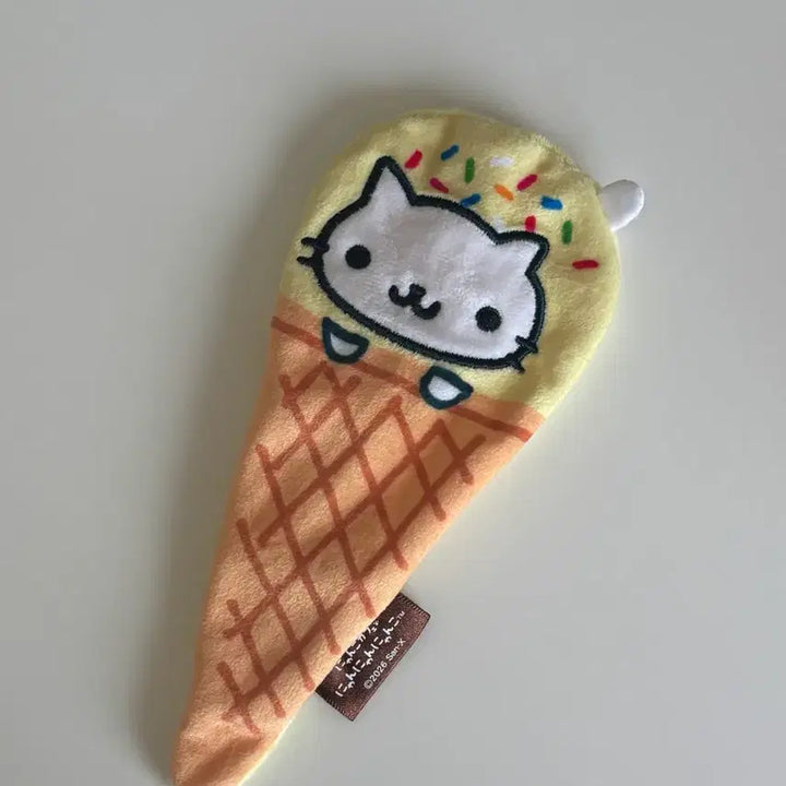 [BUNJANG] Nyang Nyang Nyangko Ice Cream Pouch Gacha Cat Marshmallow Yuushi / 냥냥냥코 파우치 아이스크림 가챠 고양이 마슈마로 유우시