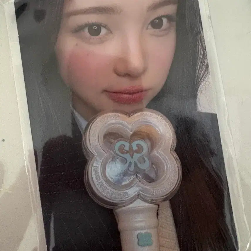 [BUNJANG] Hats to Hearts Ian Support Rod Photocard / 하츠투하츠 이안 응원봉 포카