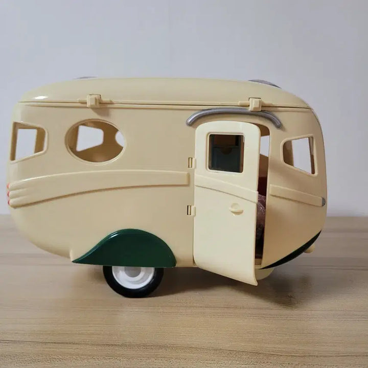 [BUNJANG] Sylvanian Families Exciting Camper Van (Discontinued) / 단종) 실바니안 패밀리 신나는 캠핑카