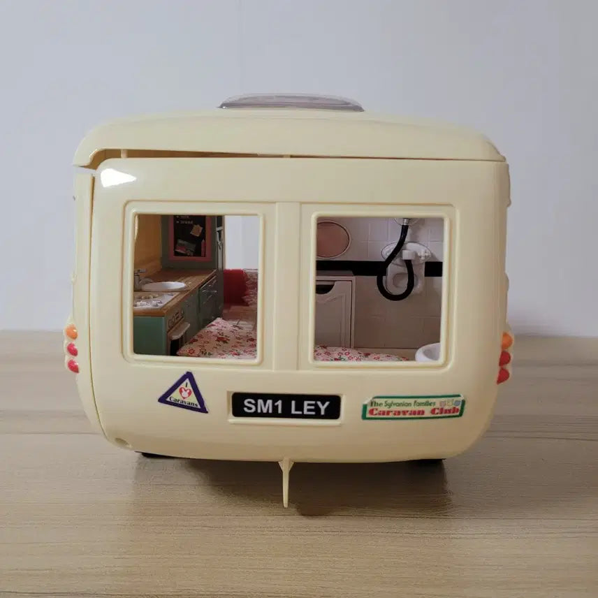 [BUNJANG] Sylvanian Families Exciting Camper Van (Discontinued) / 단종) 실바니안 패밀리 신나는 캠핑카