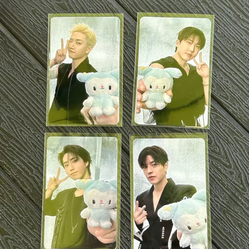 [BUNJANG] Stray Kids Run Away Photocard Bundle Set (OT8) / 스키즈 런잇 오프라인 포카 ot8 양도