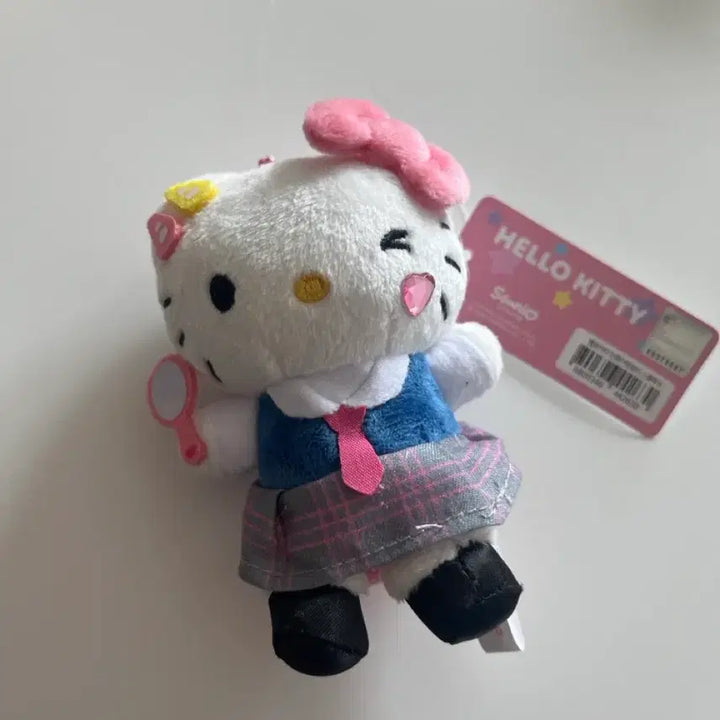[BUNJANG] Hello Kitty School Uniform Keychain Doll / 교복 헬로키티 키링 인형