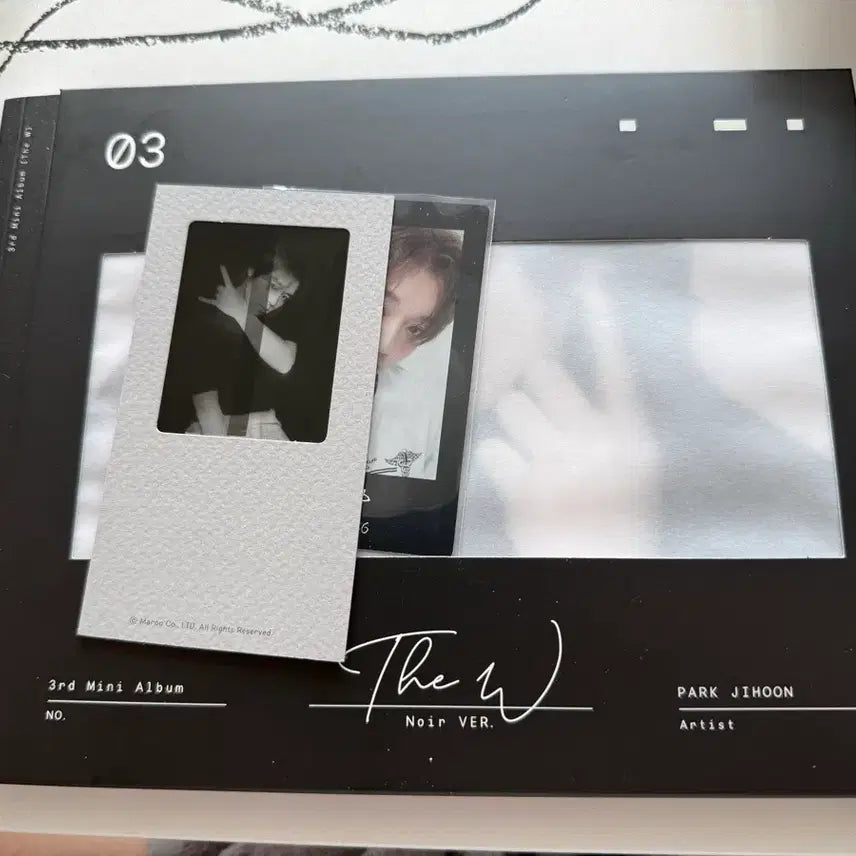 [BUNJANG] Park Jihoon 3rd Mini Album Noir Ver. Bundle Set w/ Official Postcards / 일괄) 박지훈 3집 미니앨범 Noir VER + 공굿엽서