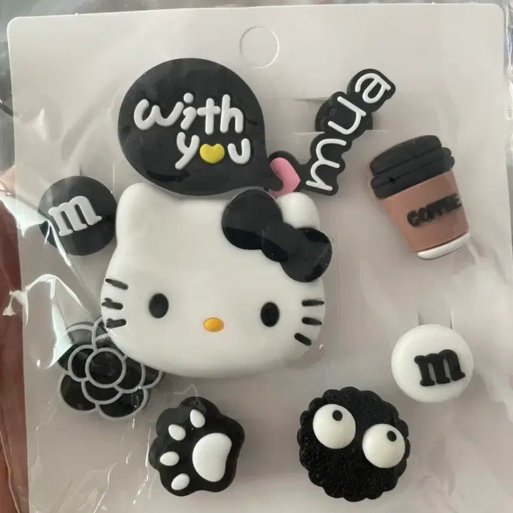 [BUNJANG] Hello Kitty Jibbitz Charm Set / 헬로키티 지비츠
