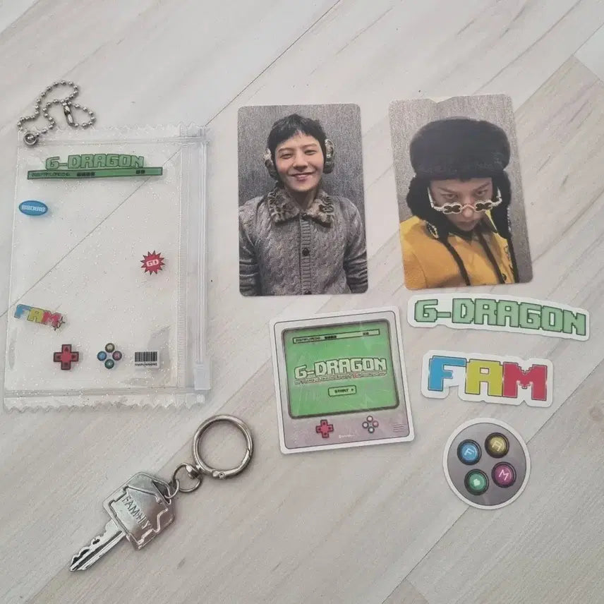 [BUNJANG] G-Dragon Family Kit &amp; Fan Meeting Keyring / 지드래곤