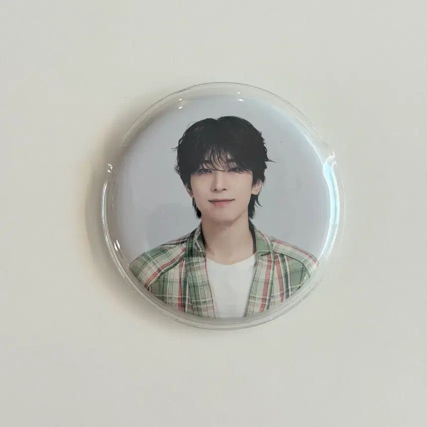 [BUNJANG] SEVENTEEN Wonwoo 24th Carat Land Can Badge / 세븐틴 원우 24 캐랜 캐럿랜드 캔뱃지