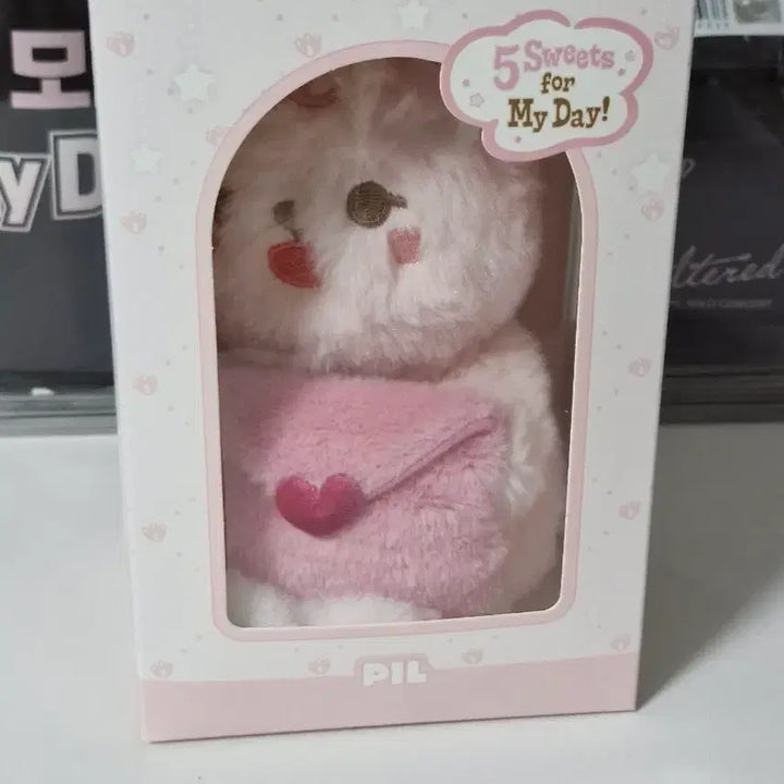 [BUNJANG] Boutique Doll Plush / 보이스쁘멀 필 원가 이하 + 언필터드 포카