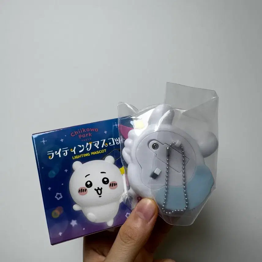 [BUNJANG] Chiikawa Lighting Mascot Momonga / 치이카와 라이팅 마스코트 모몽가 팔아요 / 파크 한정