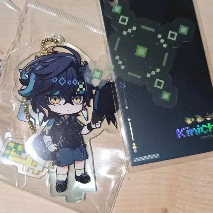 [BUNJANG] Genshin Impact Kichihime Themed Acrylic Stand / Keychain (Unsealed) / (급전 풀리면 내림) 원신 키니치 테마 옷 특전 아크릴 스탠드/키링