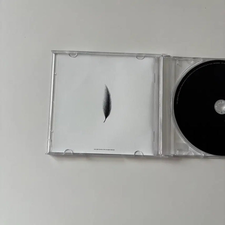 [BUNJANG] Crucial Star Heron Signed CD / 크루셜스타 - heron 사인반 CD