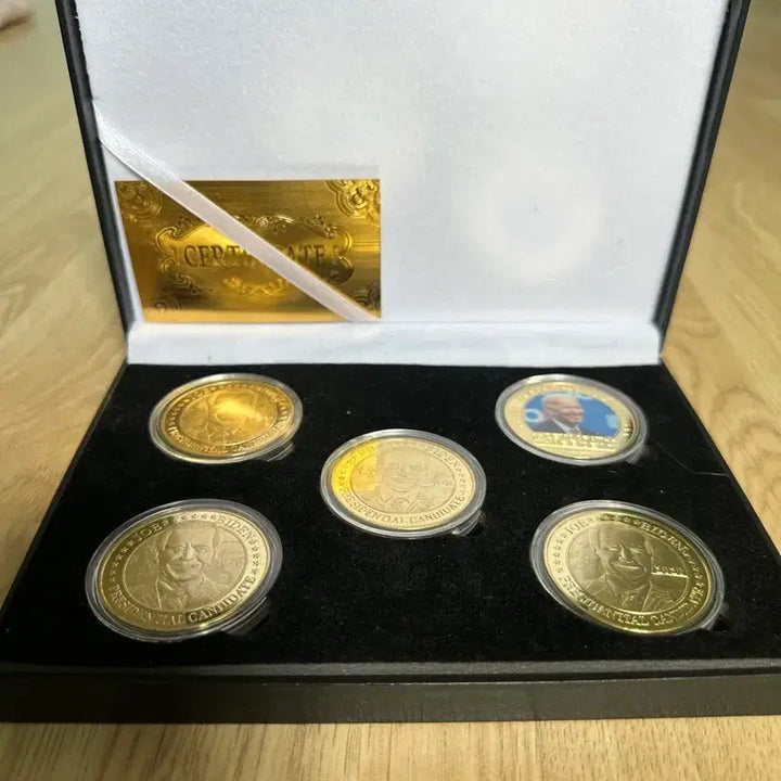 [BUNJANG] Biden Commemorative Coin Set with Special Souvenir / 바이든 기념 주화