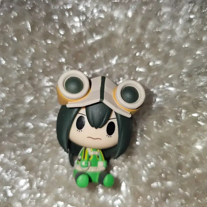 [BUNJANG] My Hero Academia Tsuyu Chocoinu Figure / 히로아카 츠유 초코노코 피규어