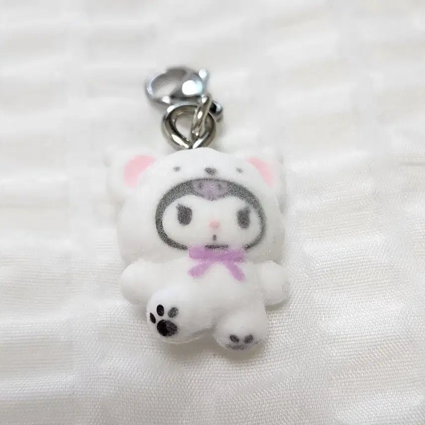 [BUNJANG] Sanrio Kuromi Fluffy Keyring / 쿠로미 플로키 키링