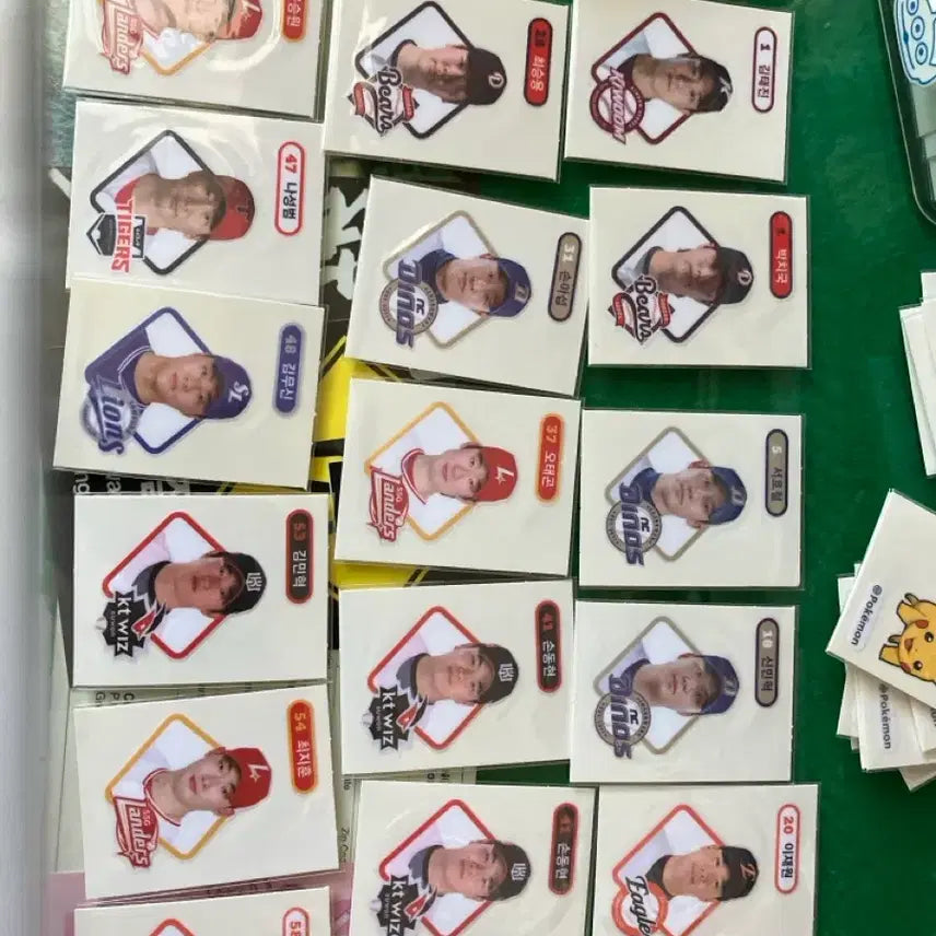 [BUNJANG] Garbage Time KBO Baseball Stickers / 띠부씰 KBO크보 야구,가비지타임,가필드,베베오리,오징어게임,케데헌,와다다곰