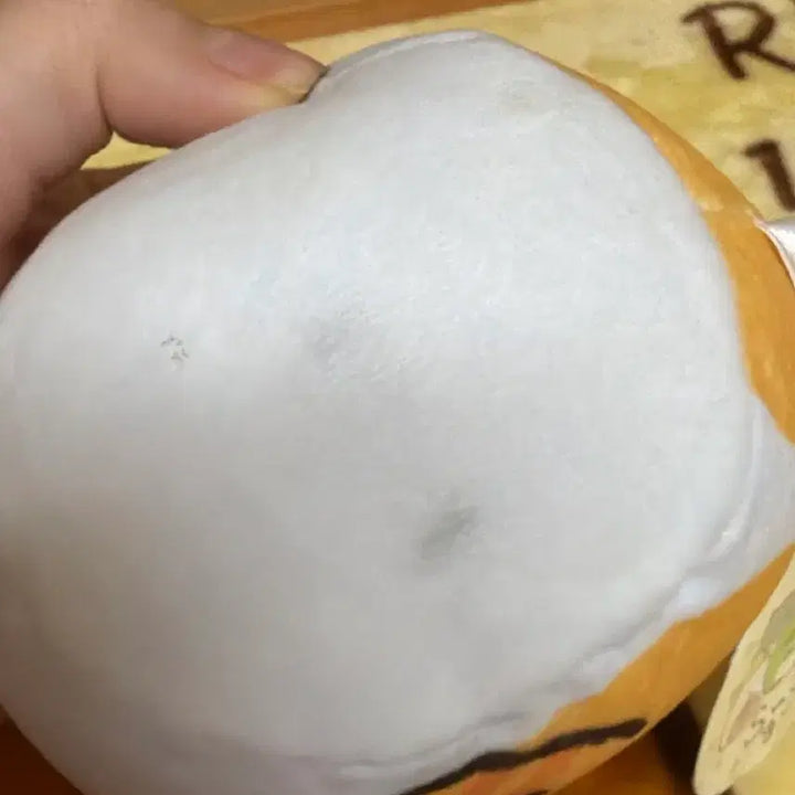 [BUNJANG] Sumikko Gurashi Cat Mochi Plush Keychain (Tag Included, Minor Flaw) / 스밋코 고양이 키링 모찌인형 (택o) / (하자o)