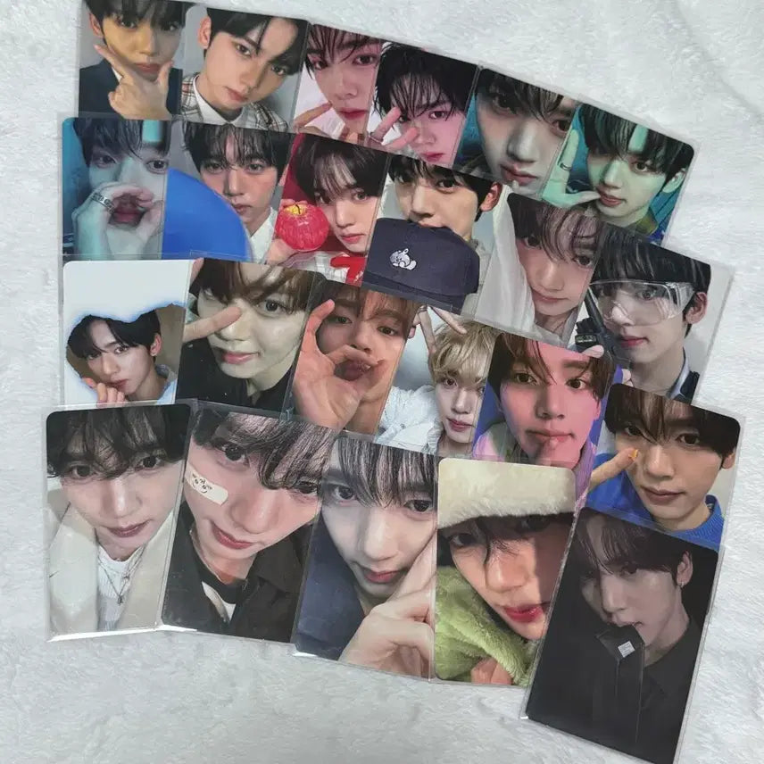 [BUNJANG] AND2BLE Han Yu Jin Photocard Bundle Set POB / 앤더블 AND2BLE 한유진 포카 미공포 일괄 양도