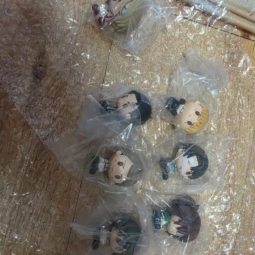 [BUNJANG] Attack on Titan Choco-noko H-Prize Set / 진격의 거인 H상 초코노코 6종 풀세트 일괄