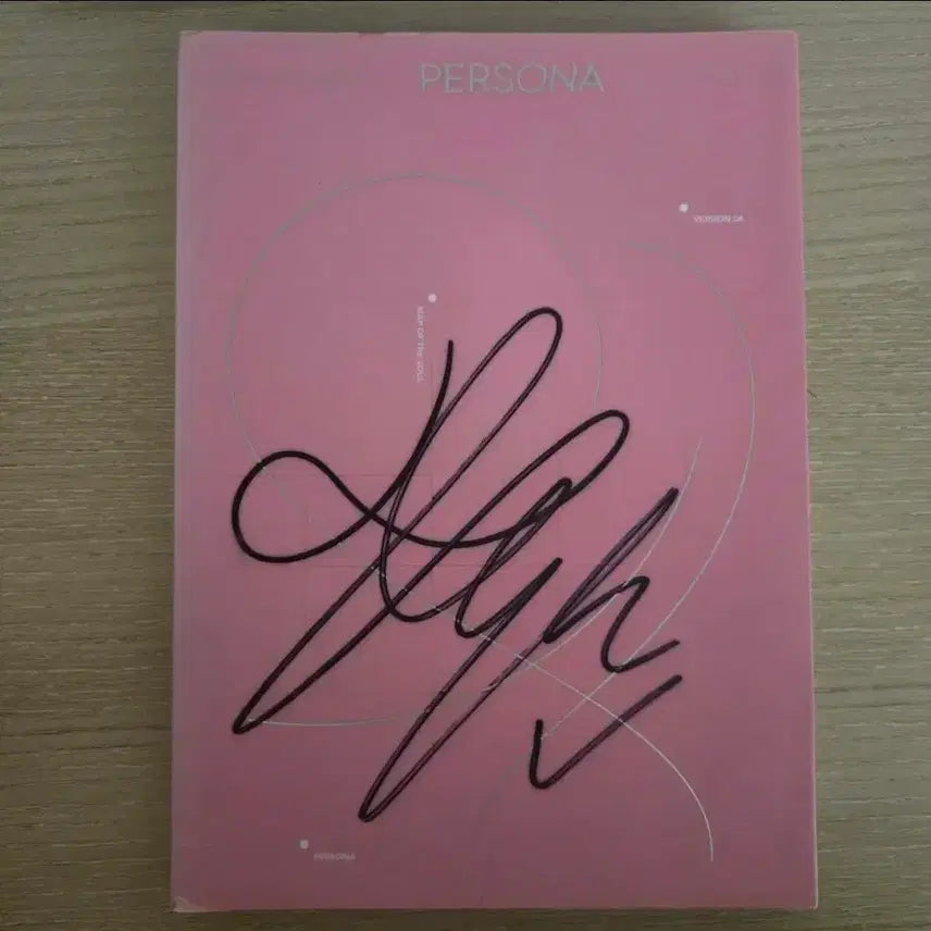 [BUNJANG] BTS MAP OF THE SOUL : PERSONA V Autographed / 방탄소년단 MAP OF THE SOUL : PERSONA 뷔 친필 사인