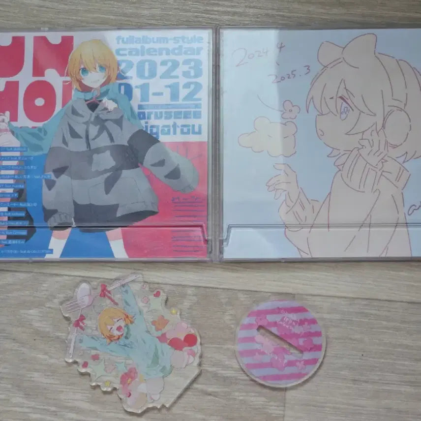 [BUNJANG] Aruseruchika Calendar + Acrylic Stand / 아루세치카 캘린더 +  아크릴 스탠드