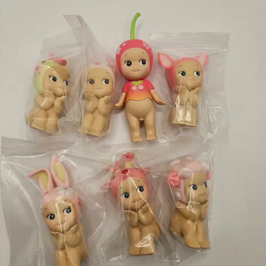 [BUNJANG] Sonny Angel Cherry Blossom Figure Set (6 figures + Cherry Secret) / 소니엔젤 체리블러썸 6개 +체리시크릿 판매