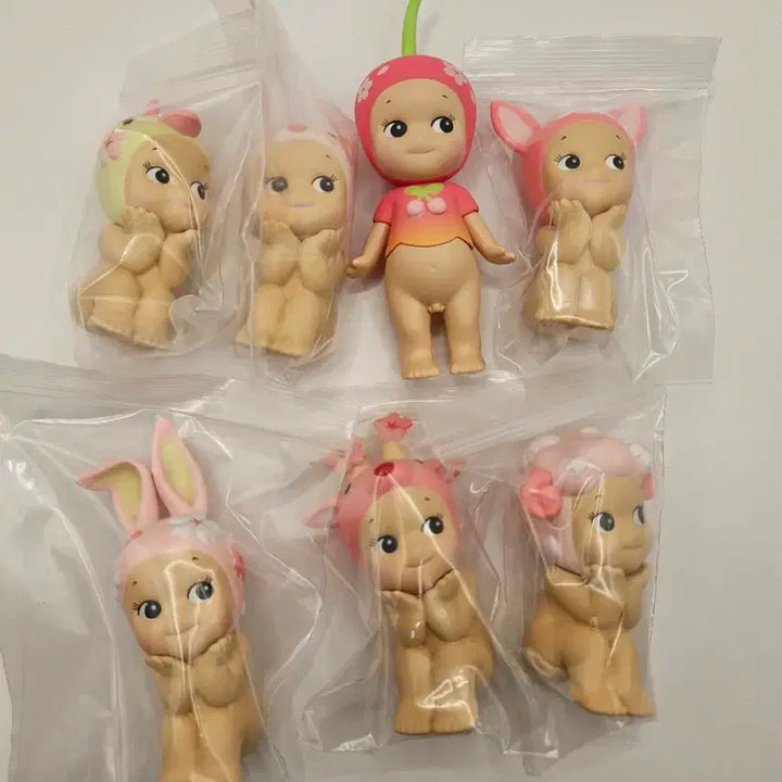 [BUNJANG] Sonny Angel Cherry Blossom Figure Set (6 figures + Cherry Secret) / 소니엔젤 체리블러썸 6개 +체리시크릿 판매