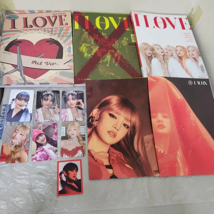 [BUNJANG] G)I-DLE Minnie Bundle (Queencard, I NEVER DIE, TOMBOY) - Includes POB Photocard, Poster, NUDE Album Set / 마지막가격내림)여자아이들민니일괄퀸카누드아이번톰보이앨범미공포특전포카포스터3종일괄급처양도판매