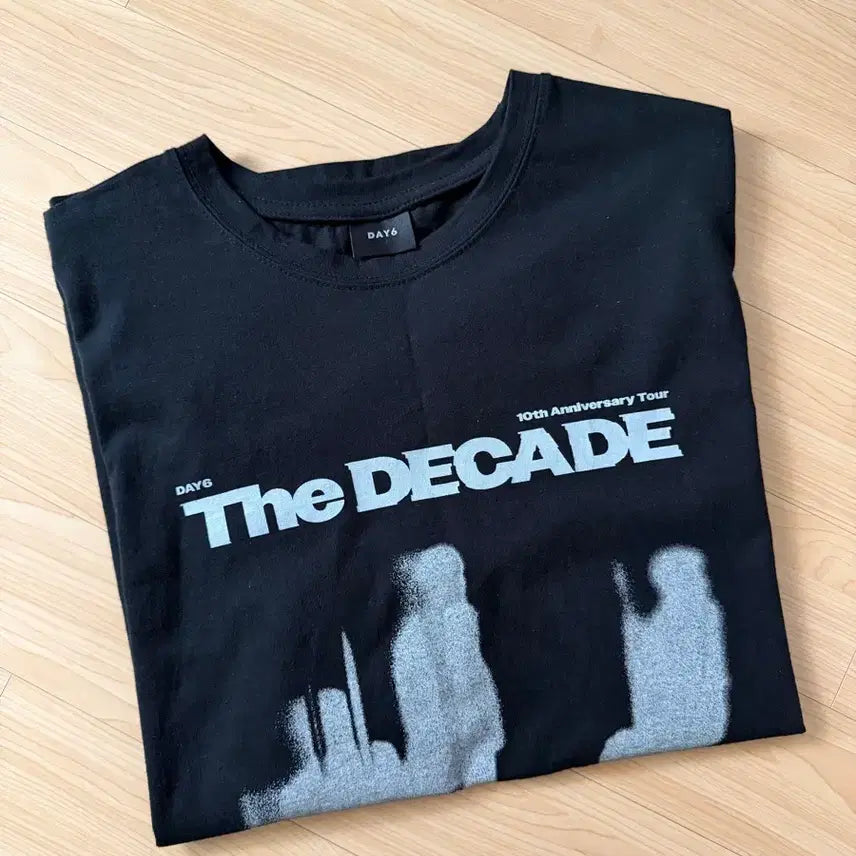 [BUNJANG] DAY6 The DECADE T-shirt / 데이식스 The DECADE 데케이드 티셔츠