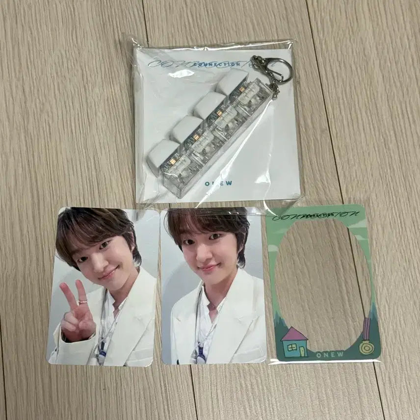 [BUNJANG] Onew Connection Keycap Photocard (Sealed) / 온유 커넥션 키캡 포카 미개봉