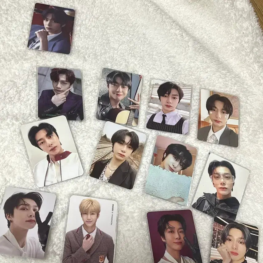 [BUNJANG] Monsta X Hyungwon Bundle Set Photocard / 몬스타엑스 형원 채형원 포카 일괄 판매