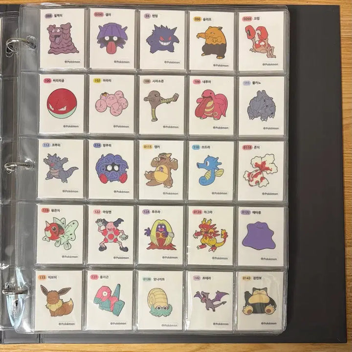 [BUNJANG] Pokemon Stickers (208 pcs) Bundle - Including Mew, Error Phantom, etc. / 포켓몬 띠부씰 208장 일괄 (뮤, 오류 팬텀 등)