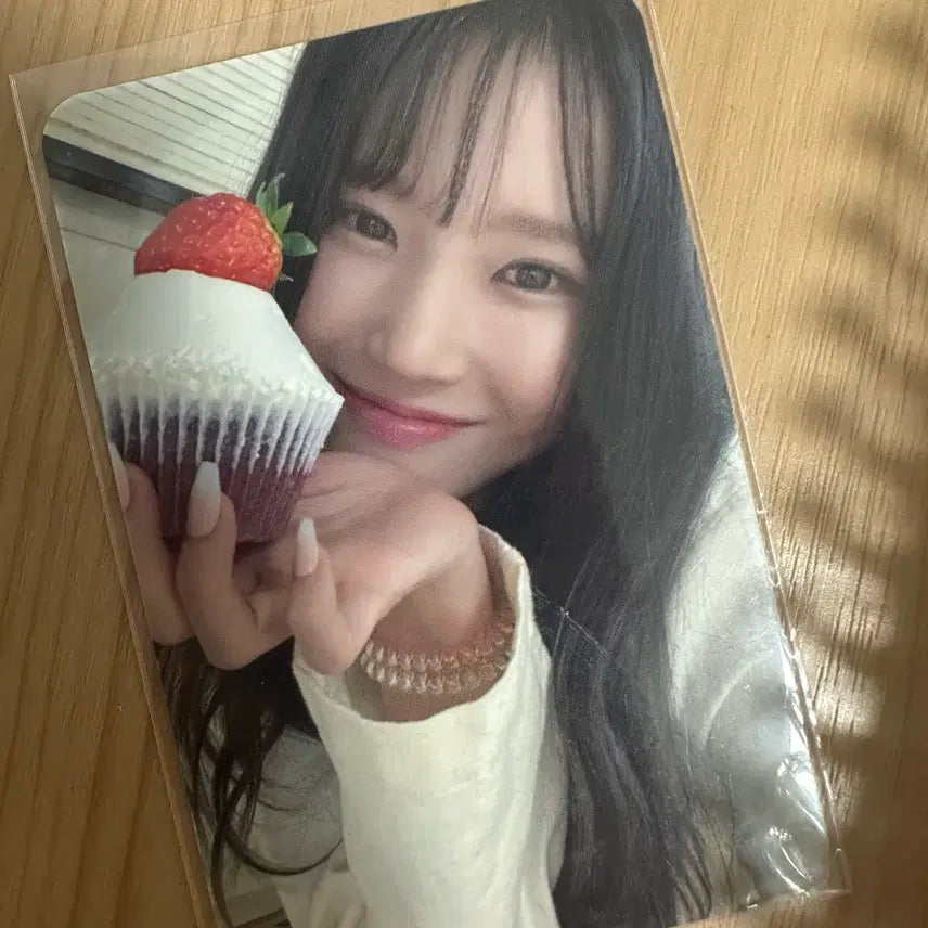 [BUNJANG] Fromis_9 Song Hayoung Mina U Music Plant POB Photocard / [판매] 프로미스나인 송하영 미나우 뮤직플랜트 특전 포토카드