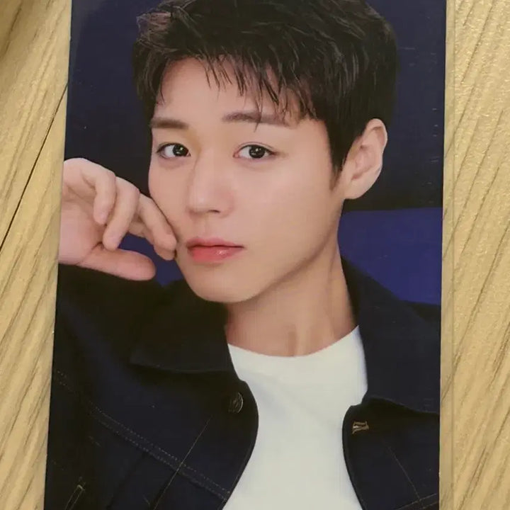 [BUNJANG] Park Jihoon Make p:rem Photocard &amp; Cosmetic Bundle Set / 박지훈 메이크프렘 포토카드, 화장품 세트 일괄 판매