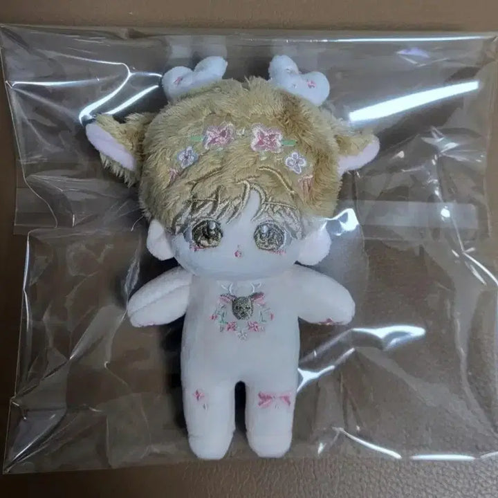 [BUNJANG] Debut or Death: Spring Blossom Ahyeon SP (10cm Plush) / 데못죽 봄꽃아현sp 선아현 속성 10cm 솜인형 새상품 원가양도 데뷔못하면죽는병걸림