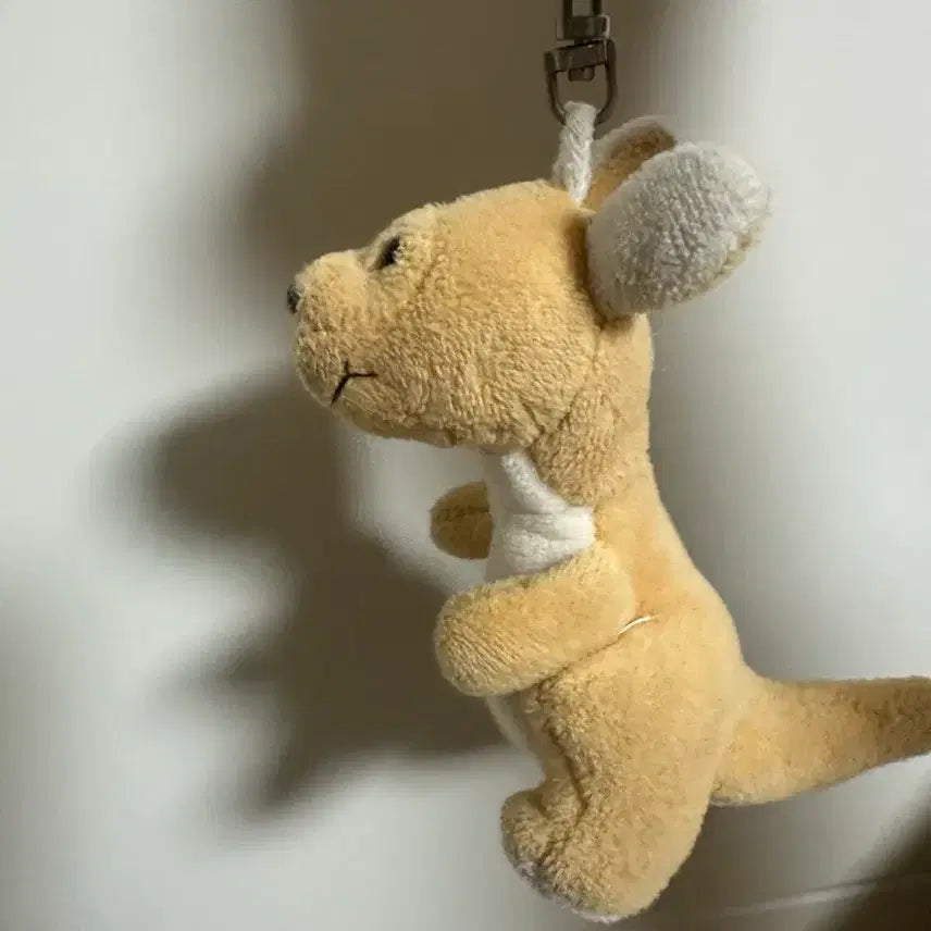 [BUNJANG] Kangaroo Plush Keychain / 캥거루 인형 키링