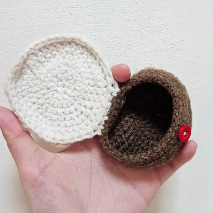 [BUNJANG] Slow Melody Hand-Knitted Fruit Topping Tamagotchi Case / (슬로우멜로디)손뜨개 과일토핑 컵케이크 다마고치 케이스