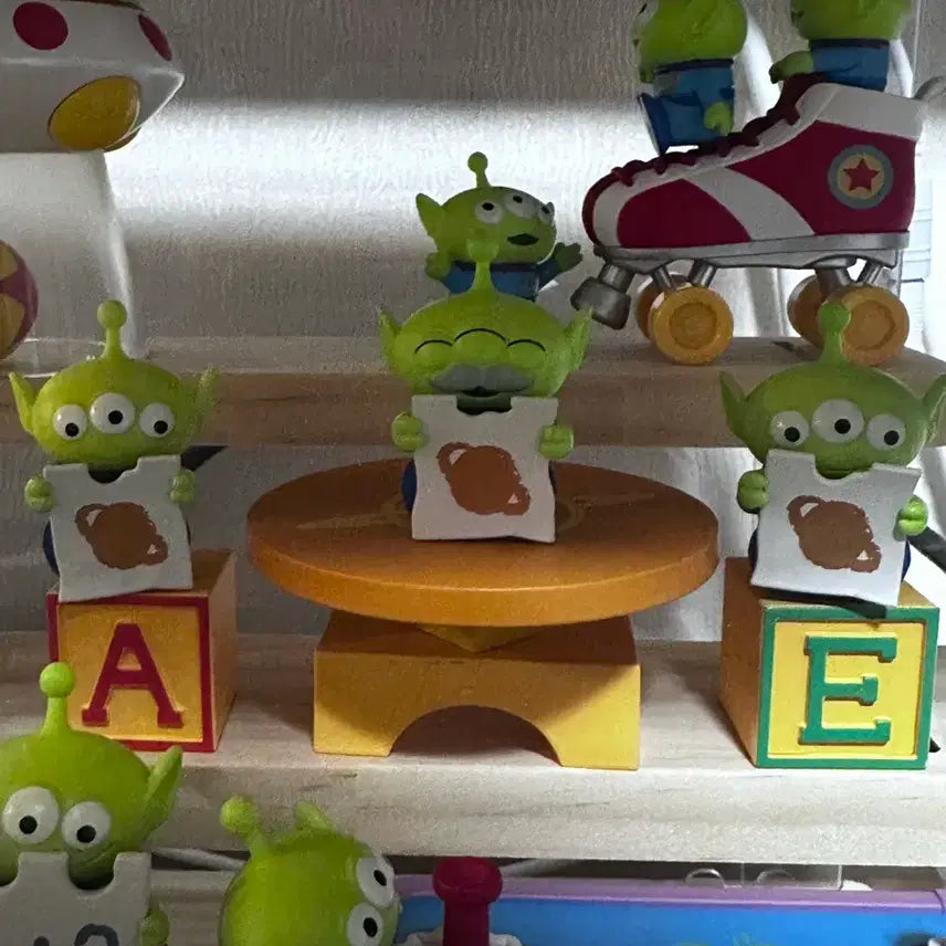 [BUNJANG] Pop Mart Alien Find Me Figure / 팝마트 알린 찾아라 피규어