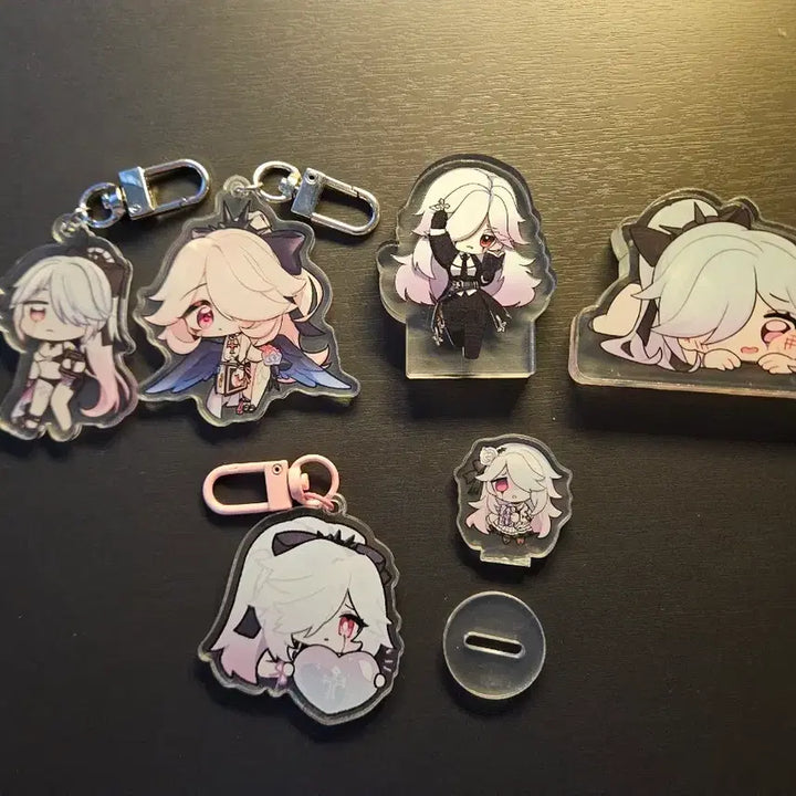 [BUNJANG] Eternal Return Kiara Acrylic Standee Bundle / 이터널리턴 키아라 굿즈들 팝니다 (이리 키아라)
