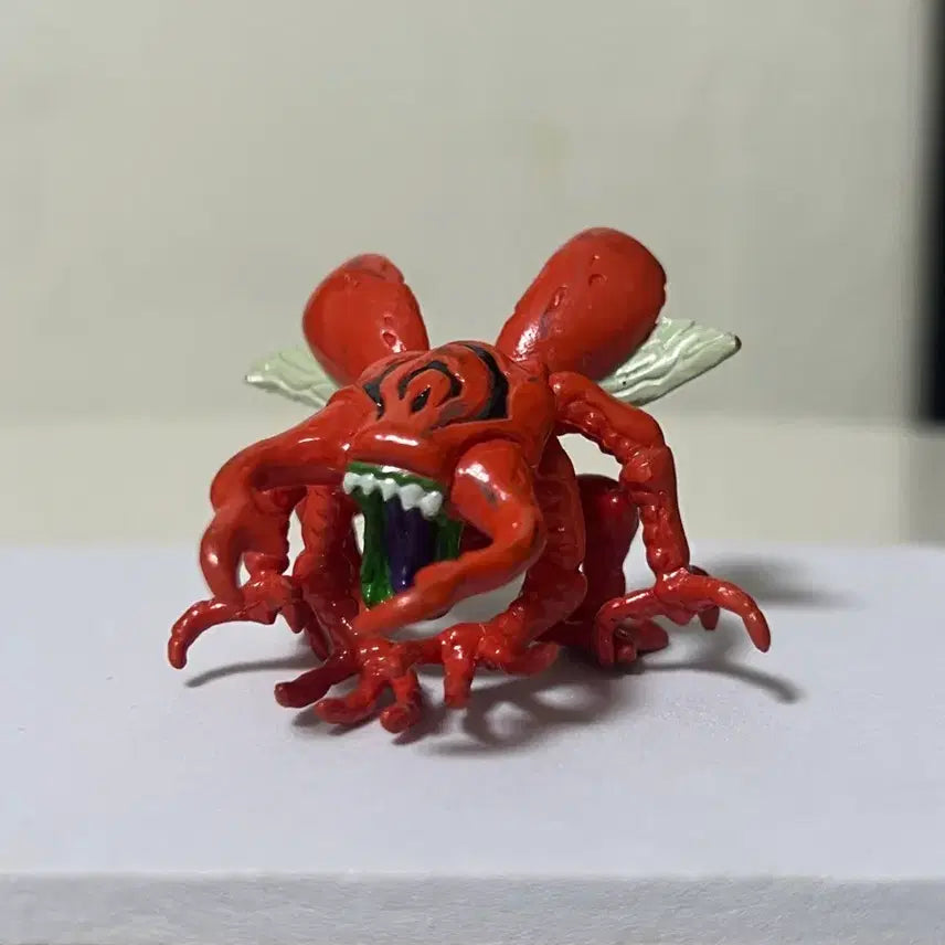 [BUNJANG] Kuwagamon Gashapon Figure / 쿠와가몬 가샤폰 피규어